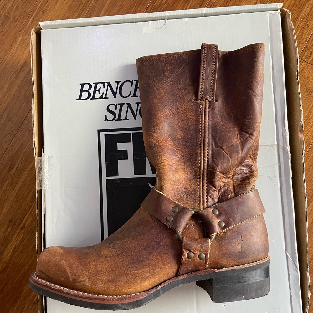 Frye. Cowboy boots. New with tags